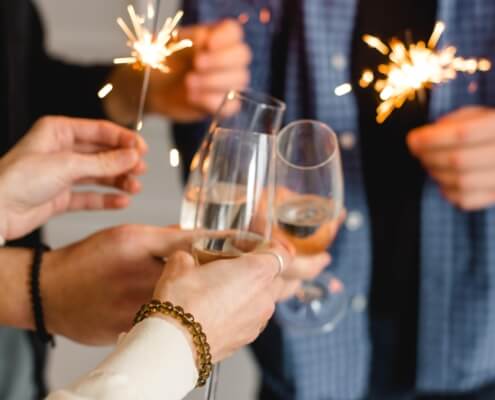 NYE Party Tips if You Plan to Host a Party in Collinsville, IL